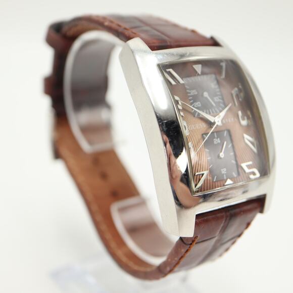 Guess Mens 37mm Brown Barrel Dial Watch 24 Hour Date Leather Strap w New Battery - Picture 9 of 14